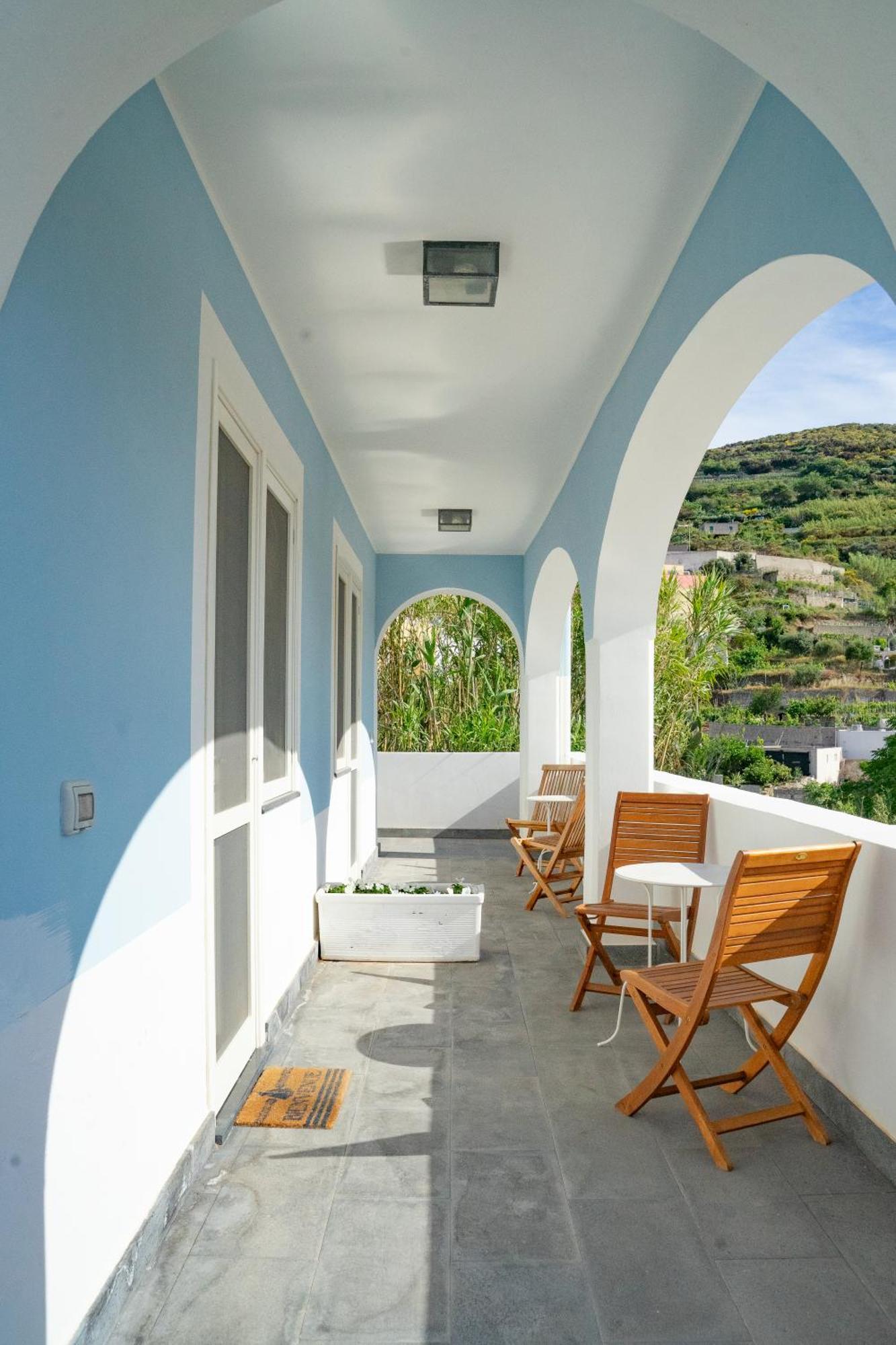 פונזה Villa Acacia מראה חיצוני תמונה