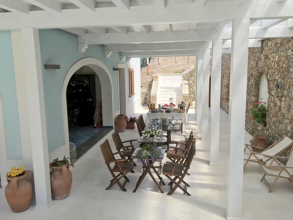 פונזה Villa Acacia מראה חיצוני תמונה
